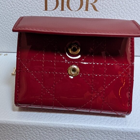 Lady Dior Medium Trifold Wallet - Picture 9 of 13